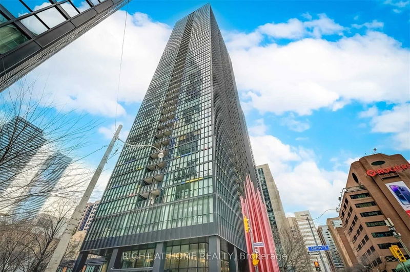 110 Charles St E, unit 406 for sale - image #1