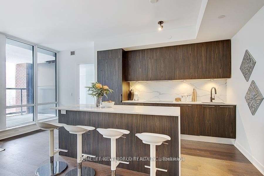 501 Adelaide St W, unit 311 for sale - image #4