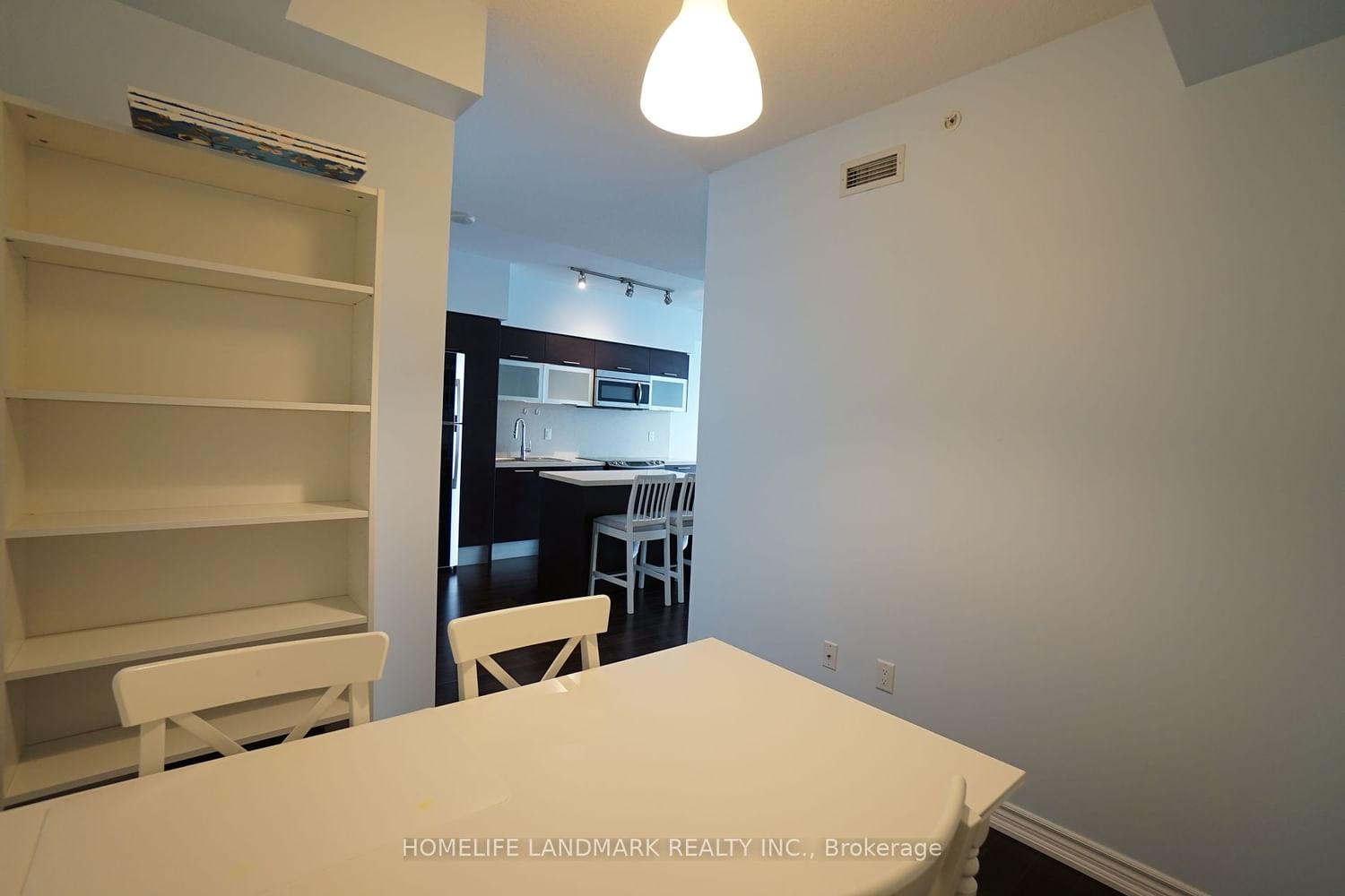 386 Yonge St, unit 4712 for rent