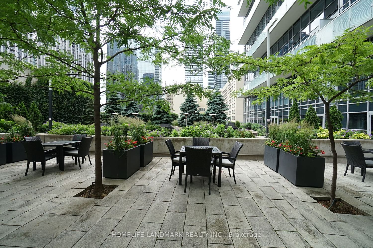 386 Yonge St, unit 4712 for rent