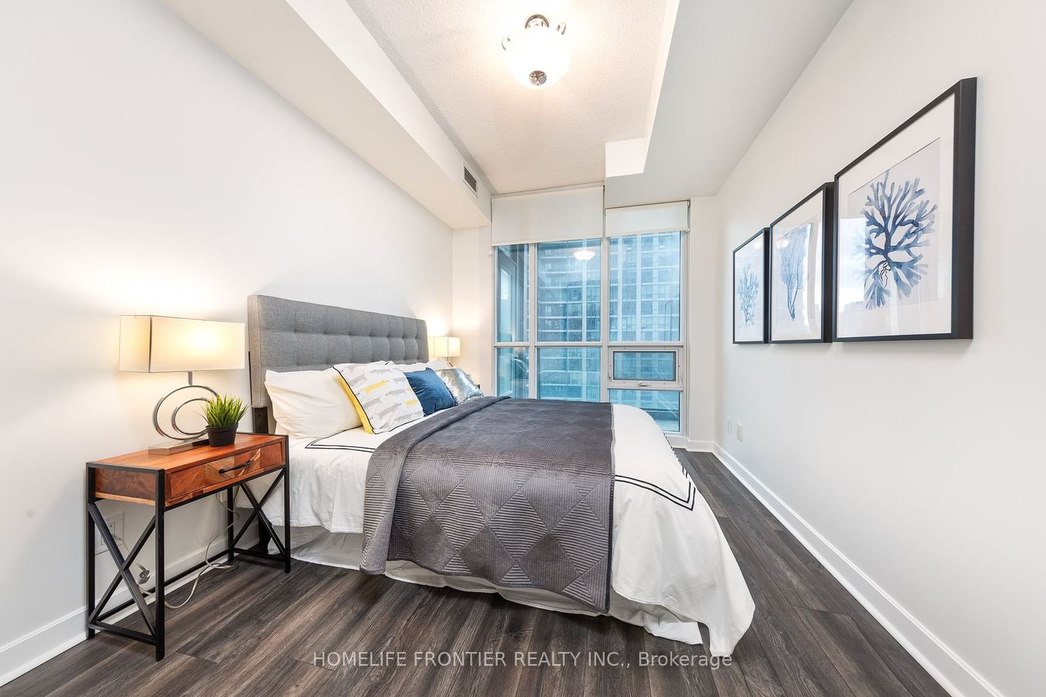 18 Harbour St, unit 1806 for sale - image #16