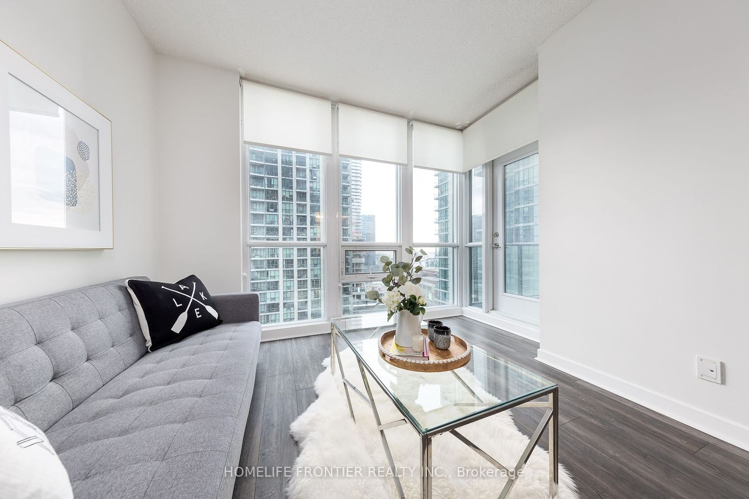 18 Harbour St, unit 1806 for sale - image #9