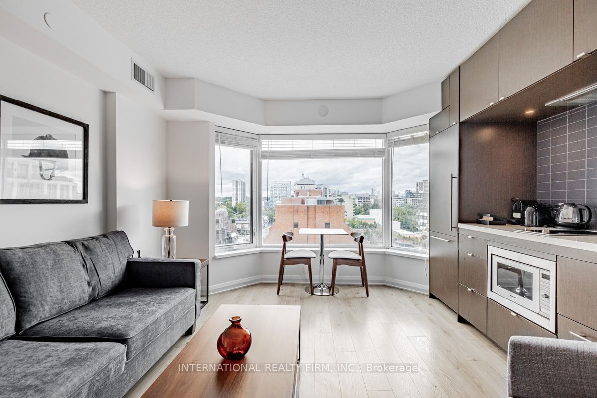 155 Yorkville Ave, unit 820 for sale - image #7