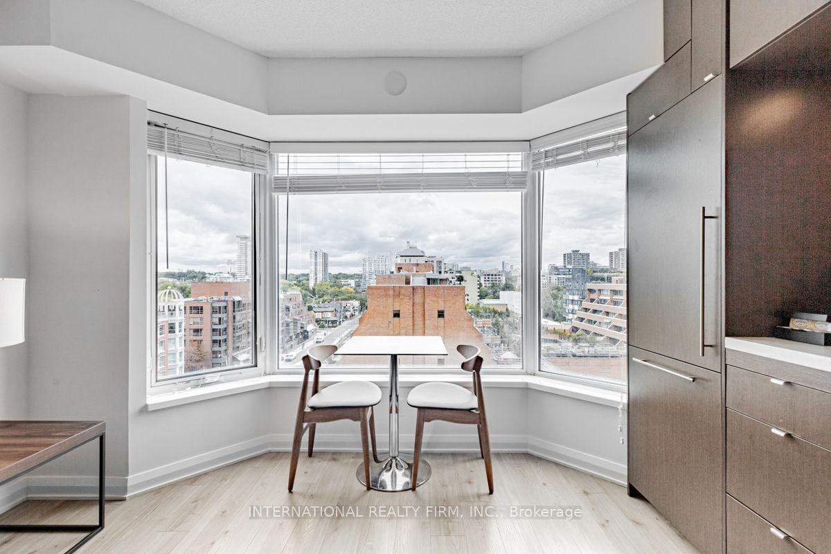 155 Yorkville Ave, unit 820 for sale - image #8