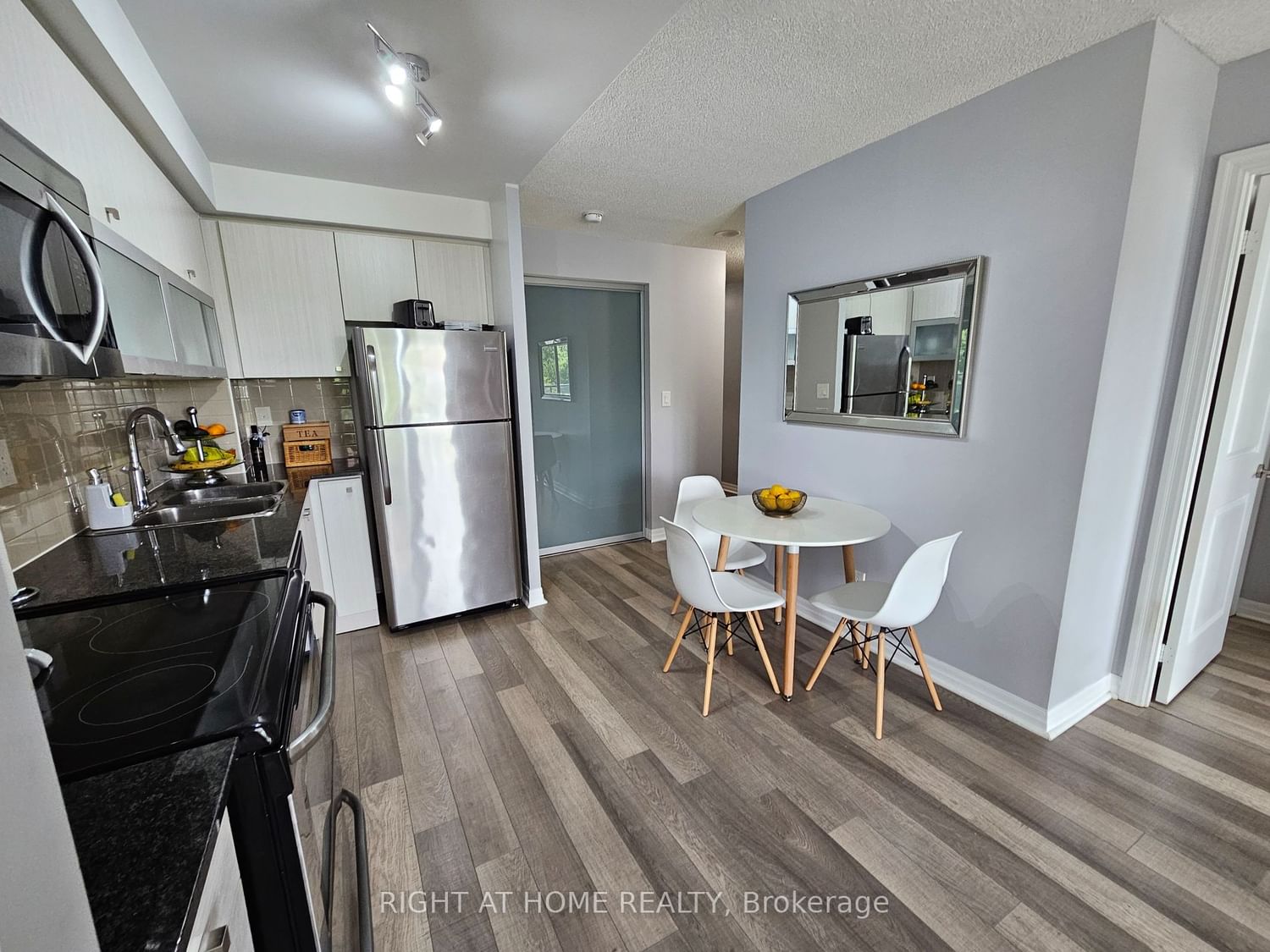 2015 Sheppard Ave E, unit 307 for sale - image #9