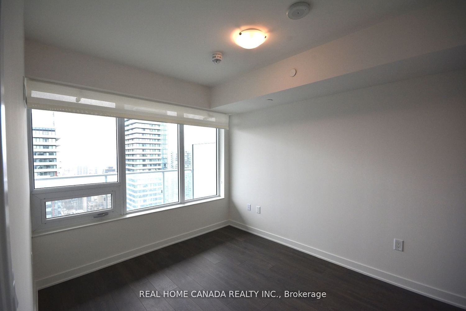 195 Redpath Ave, unit 3609 for rent