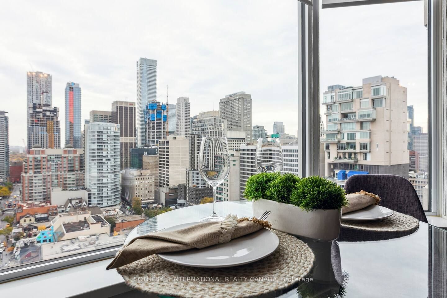 155 Yorkville Ave, unit 2304 for sale - image #4