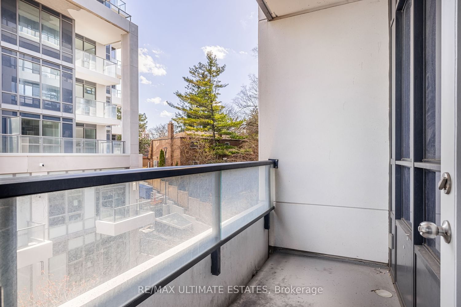 399 Spring Garden Ave, unit 222 for sale - image #10