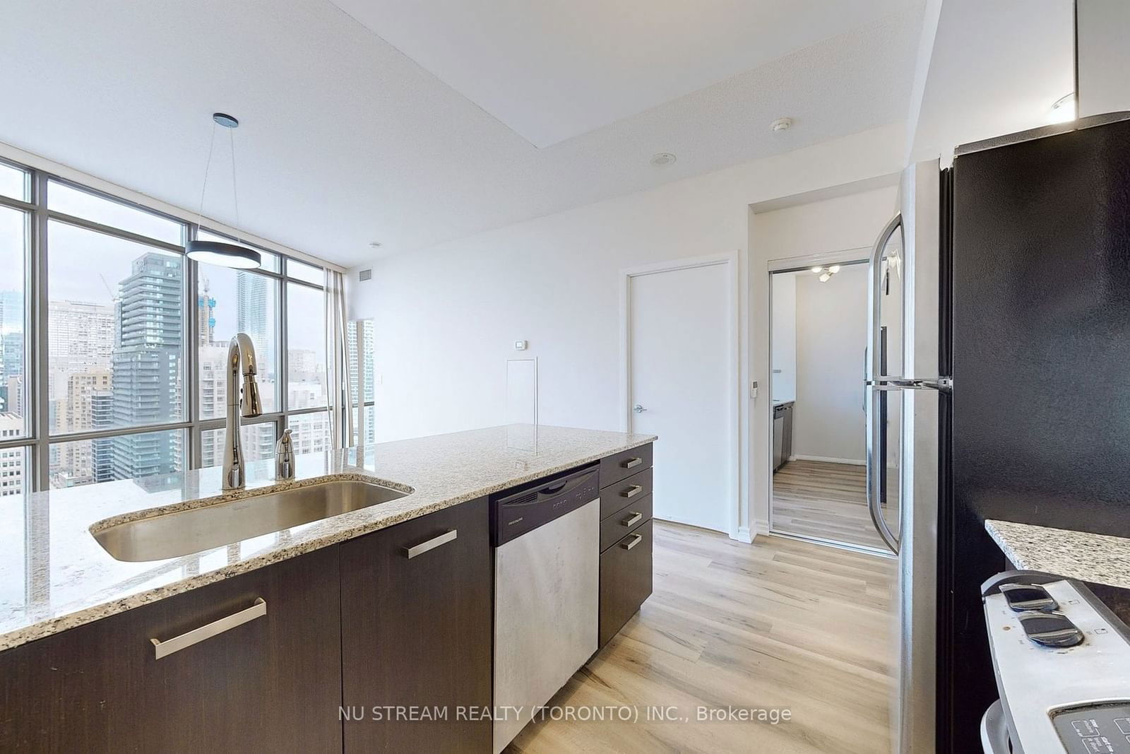 832 Bay St, unit 2904 for sale - image #15