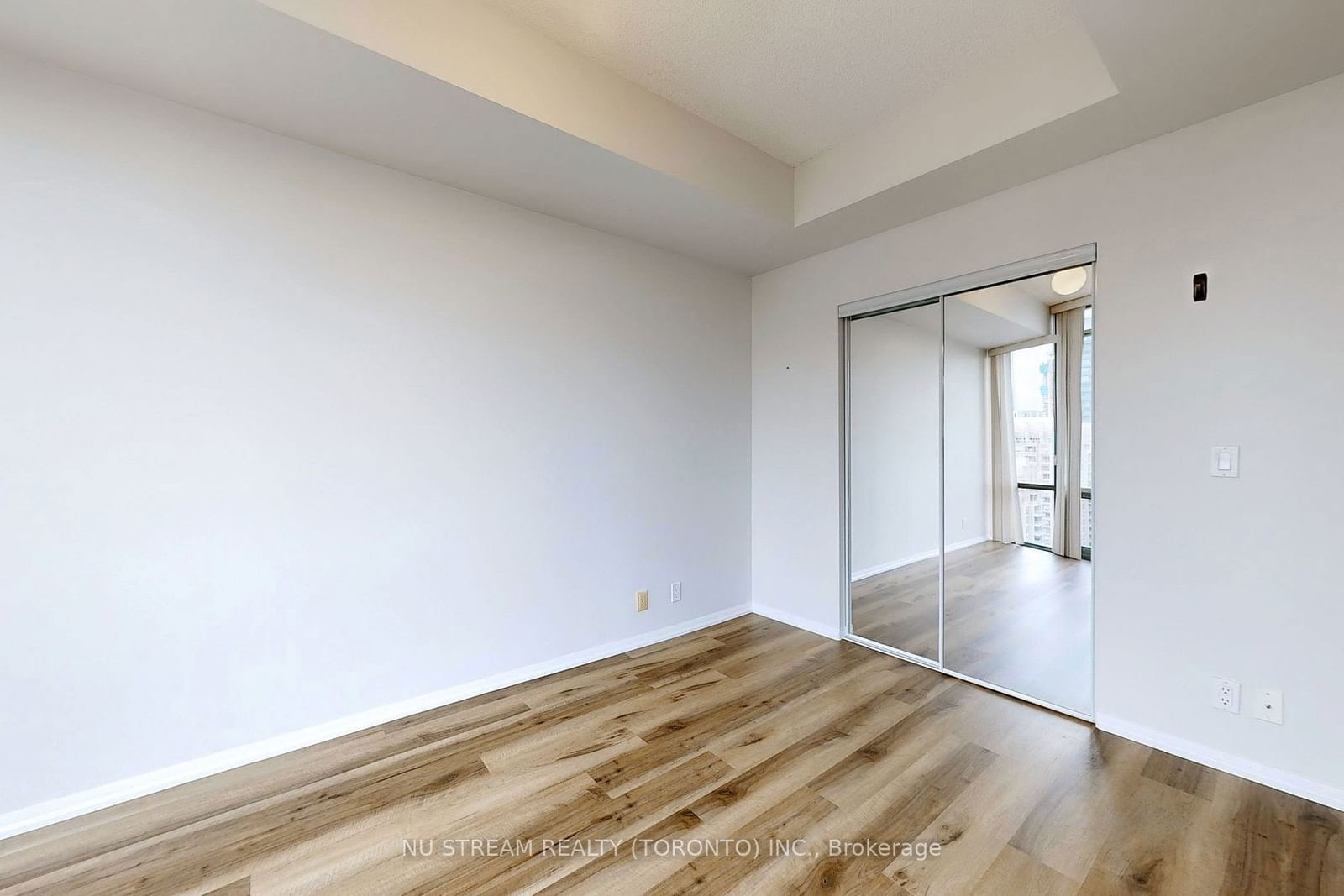 832 Bay St, unit 2904 for sale - image #17