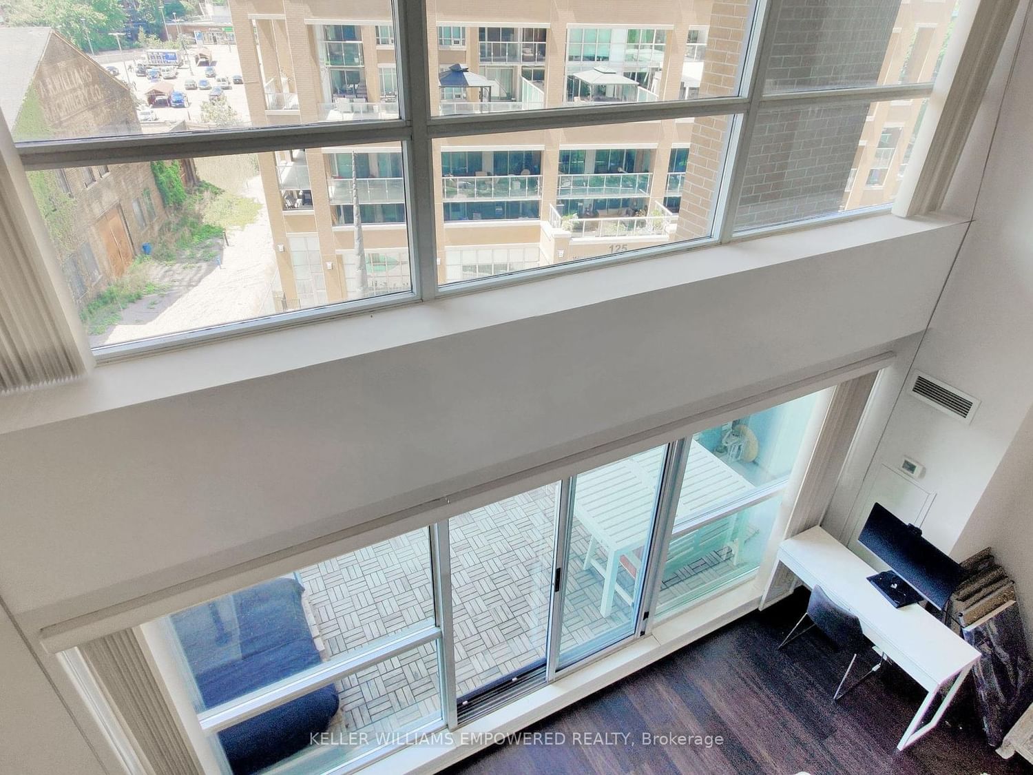 100 Western Battery Rd W, unit 418 for rent - image #17