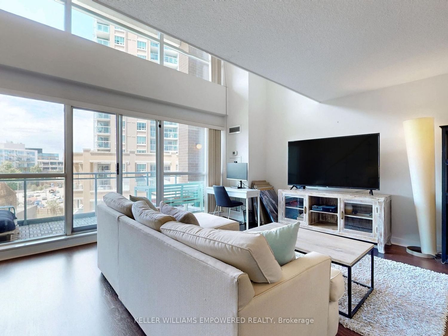 100 Western Battery Rd W, unit 418 for rent - image #5