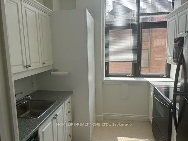 1246 Yonge St, unit 205 for sale - image #5