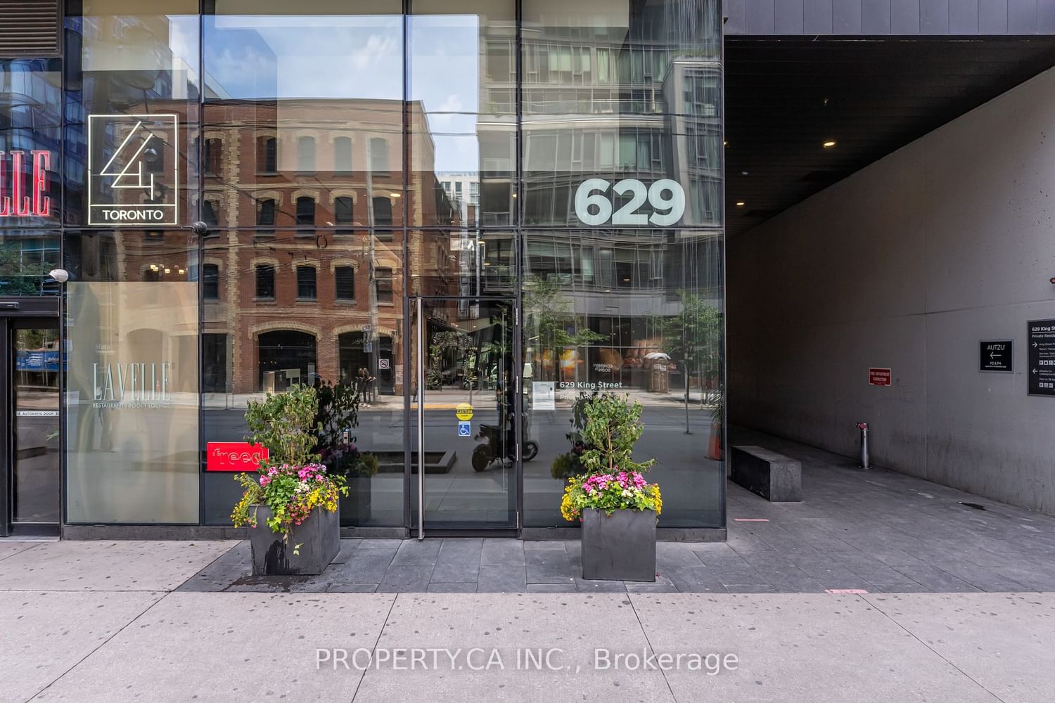 38 Stewart St, unit 507 for sale - image #1