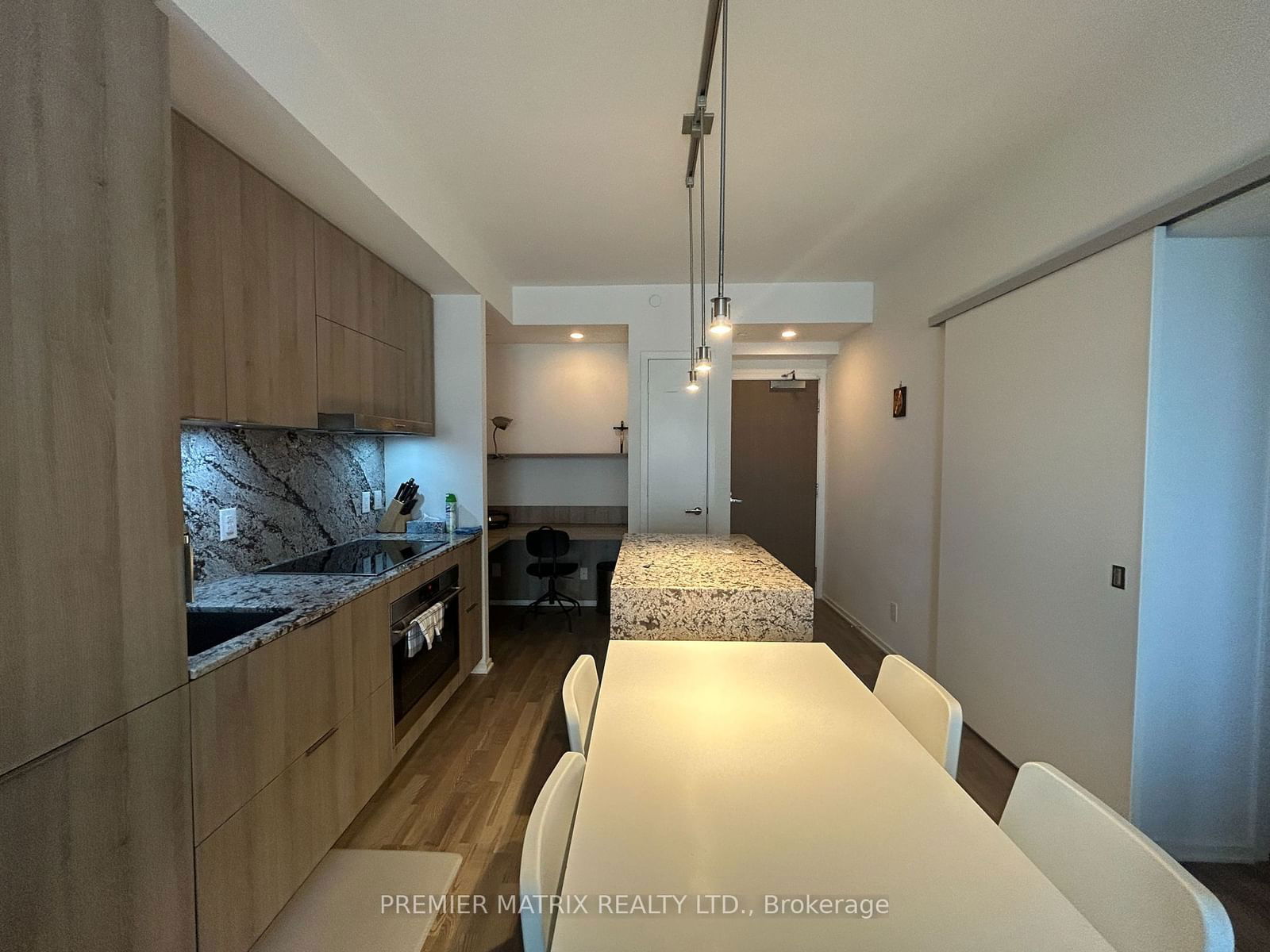 1 Bloor St E, unit 3511 for rent - image #4