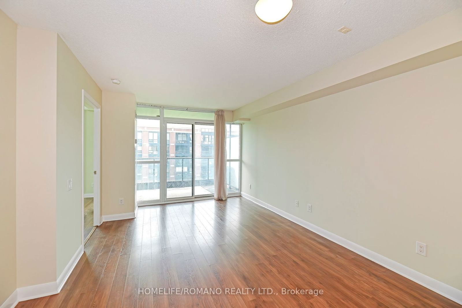 525 Wilson Ave, unit 834 for sale - image #8