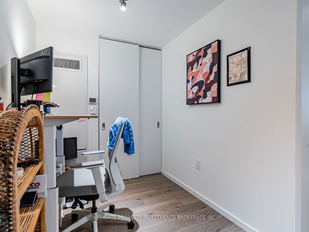 21 Lawren Harris Sq, unit 610 for rent - image #5