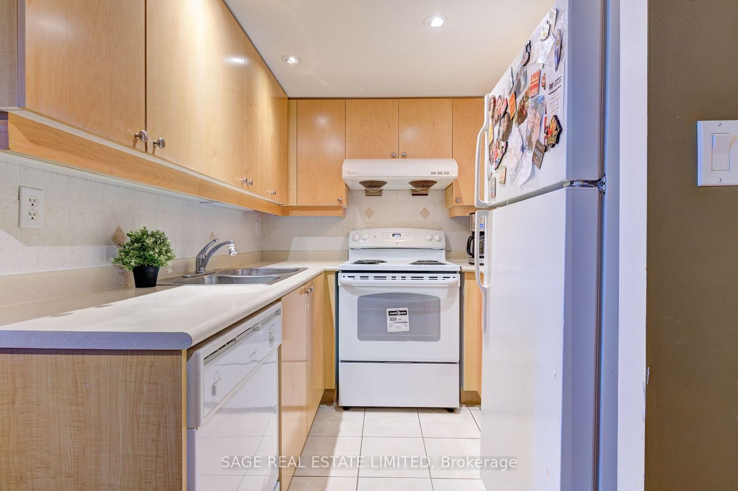 3 Rean Dr, unit 2512 for sale - image #10