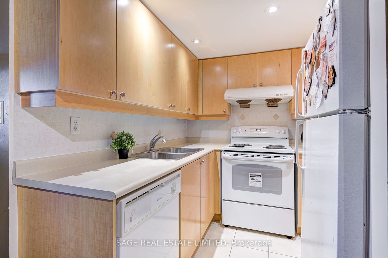 3 Rean Dr, unit 2512 for sale - image #9