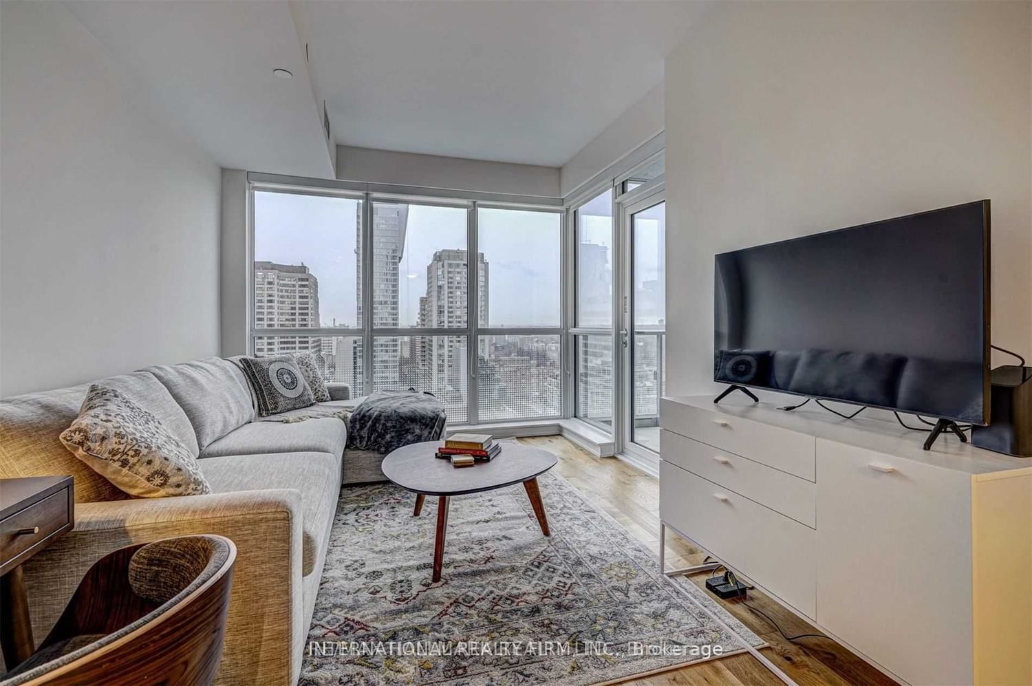 88 Cumberland St N, unit 1903 for sale - image #3