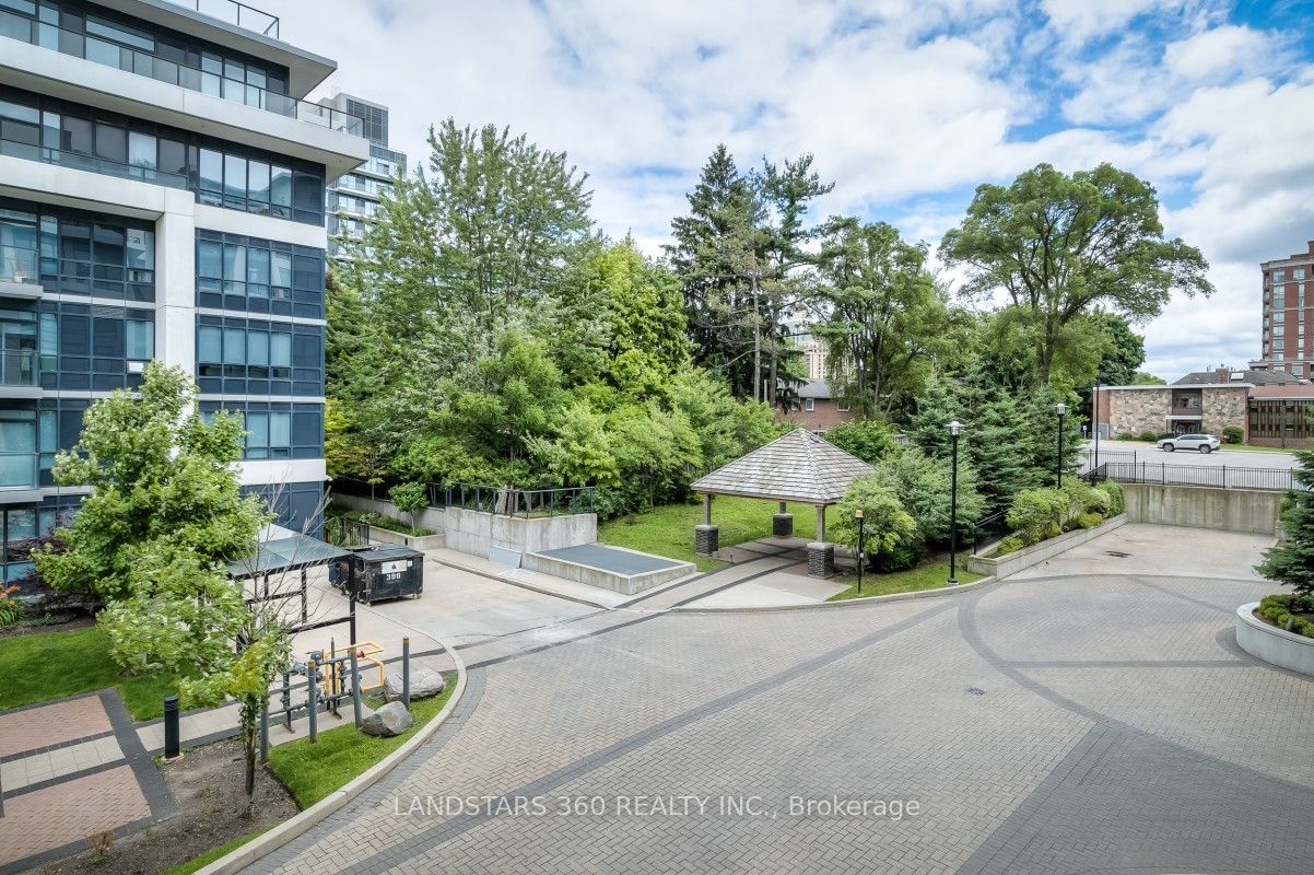 21 Clairtrell Rd, unit 220 for sale - image #18