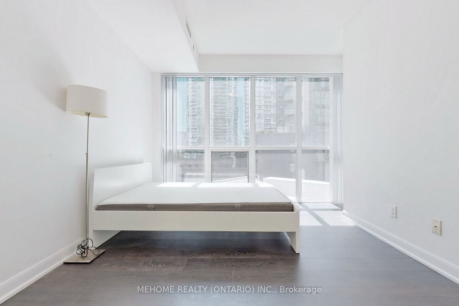 5168 Yonge St, unit 316 for sale