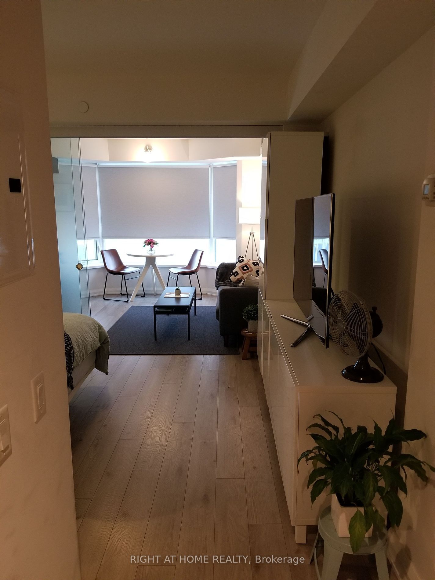 155 YORKVILLE Ave, unit 2610 for rent - image #3