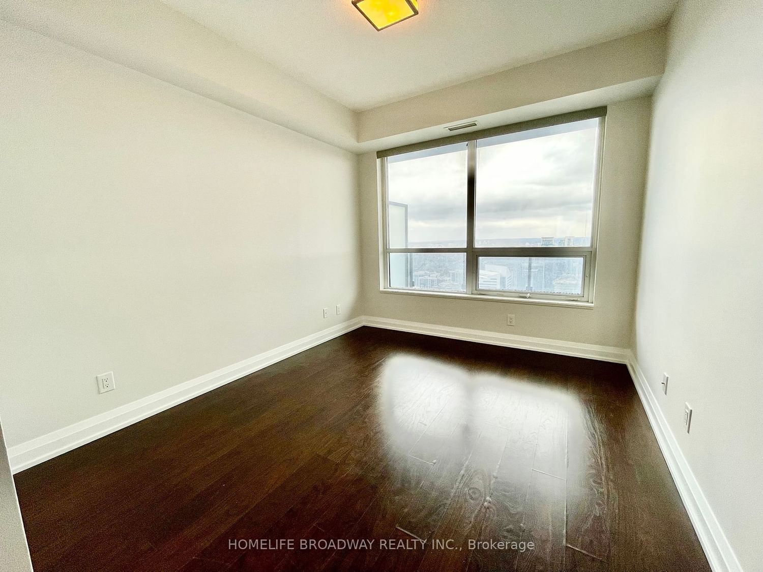 5 Sheppard Ave E, unit 4222 for rent