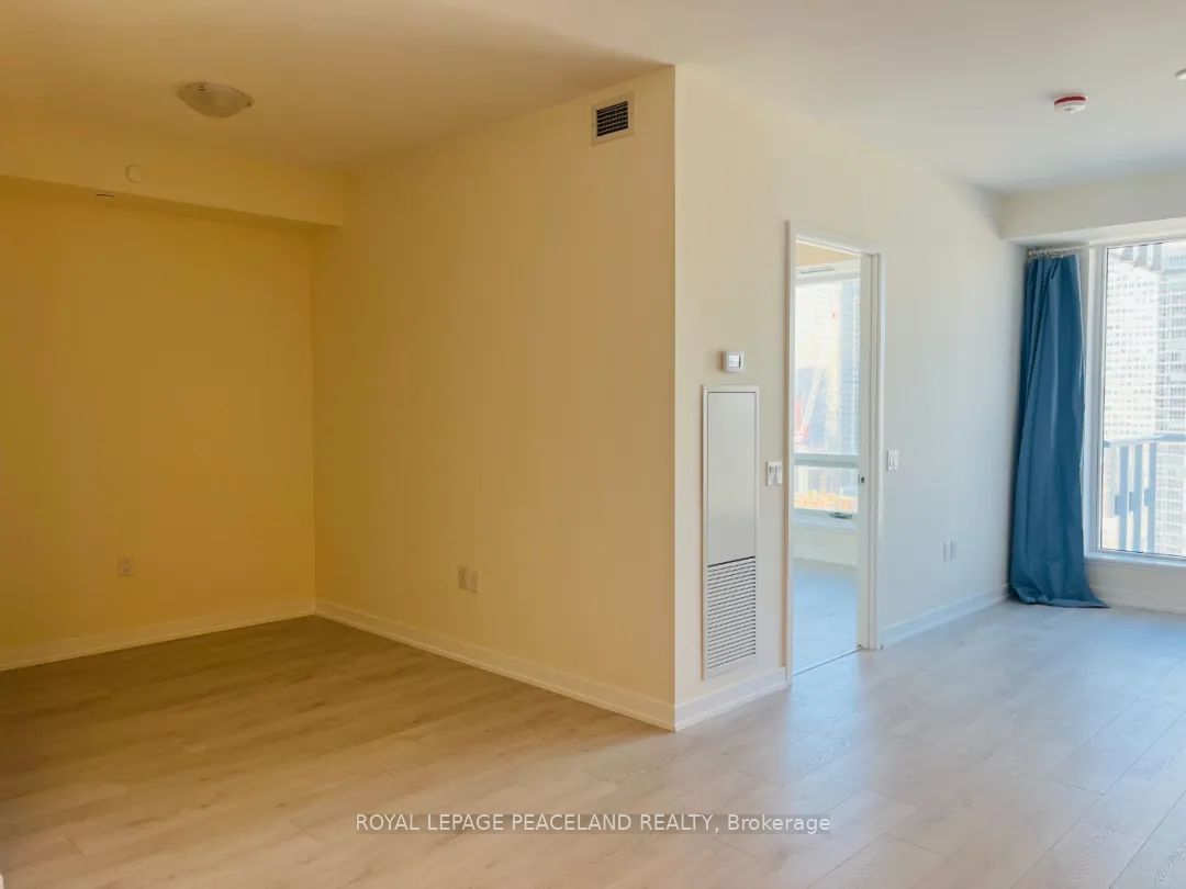 28 Freeland St, unit 2306 for rent - image #5