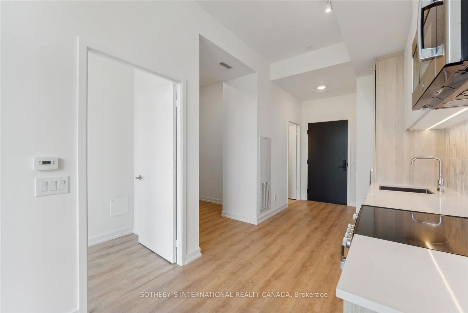 500 Dupont St, unit 310 for sale - image #12