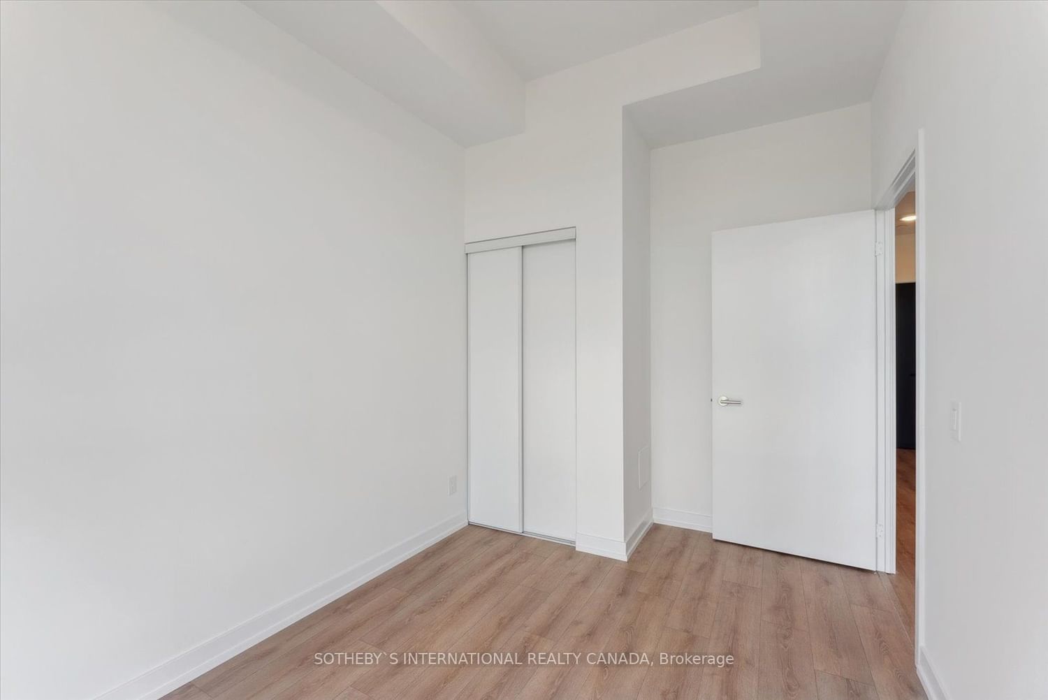 500 Dupont St, unit 310 for sale - image #21