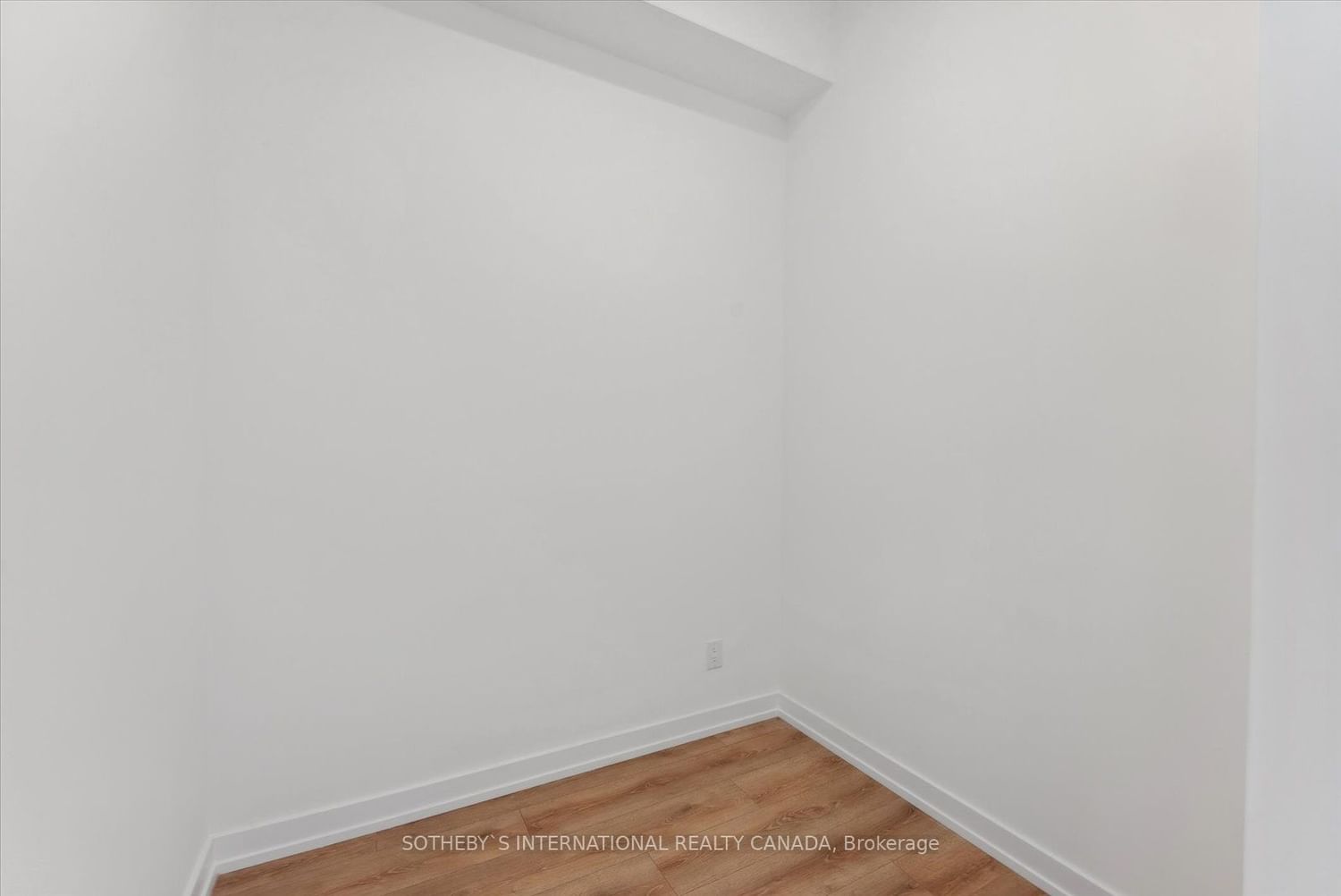 500 Dupont St, unit 310 for sale - image #24