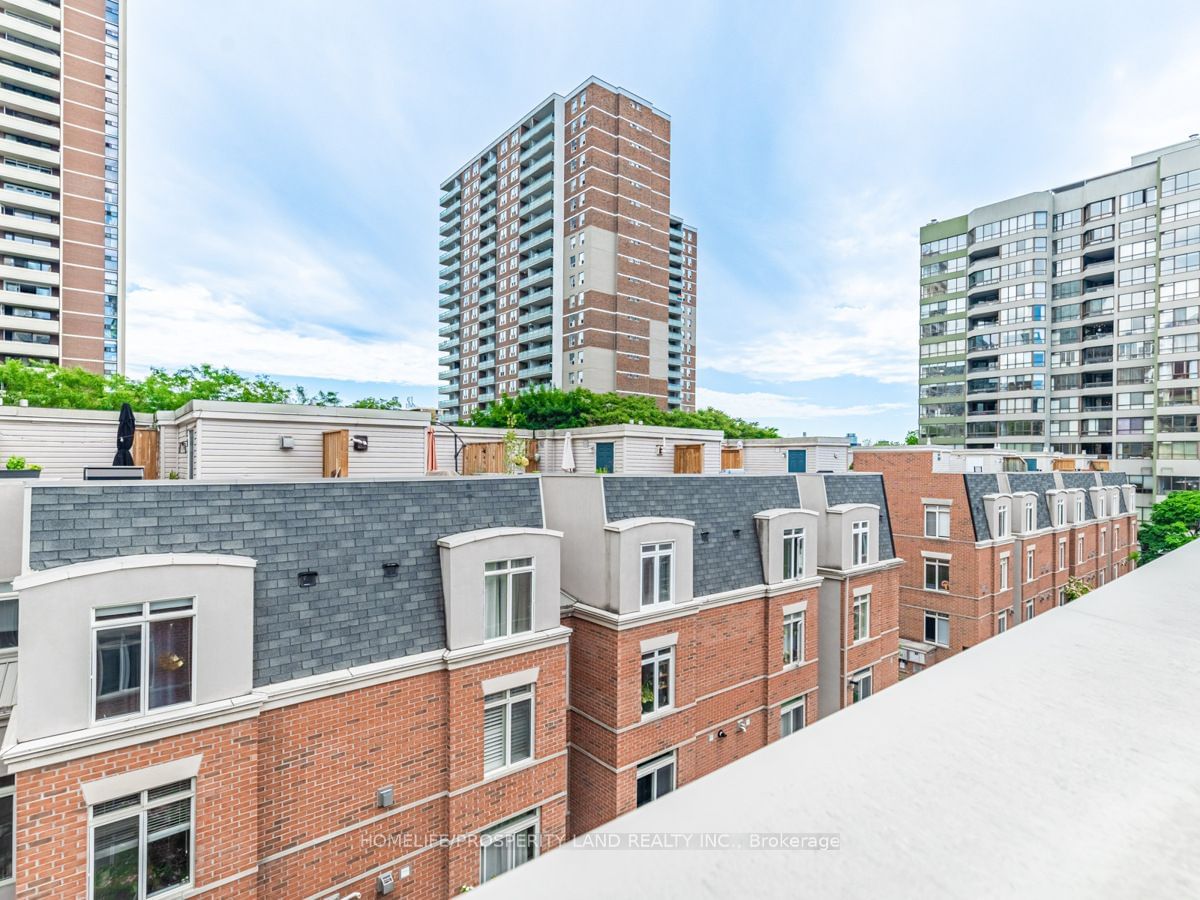 415 Jarvis St, unit 331 for sale - image #17