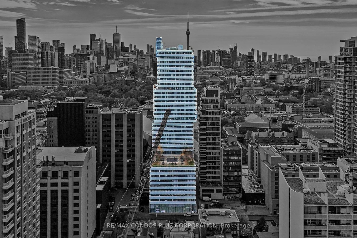 200 Bloor St W, unit 2105 for sale - image #2