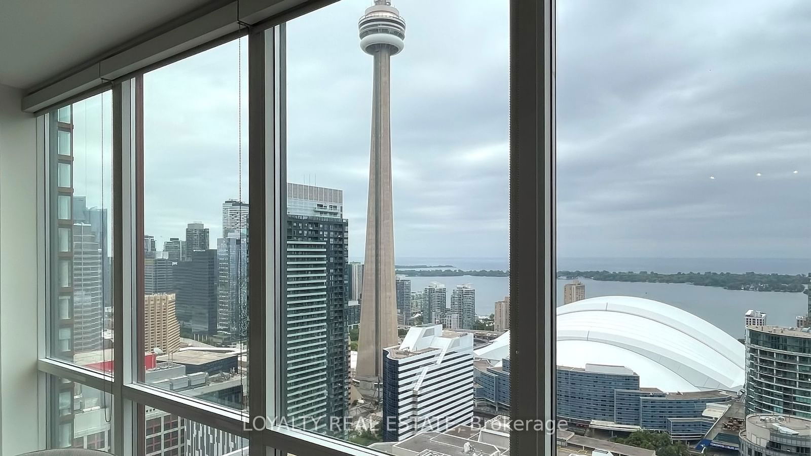 88 Blue Jays Way, unit 4004 for rent - image #20