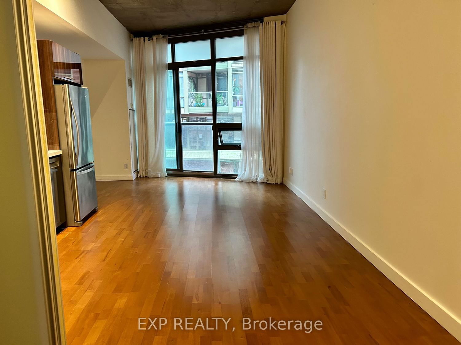 33 Mill St, unit 209 for rent - image #5