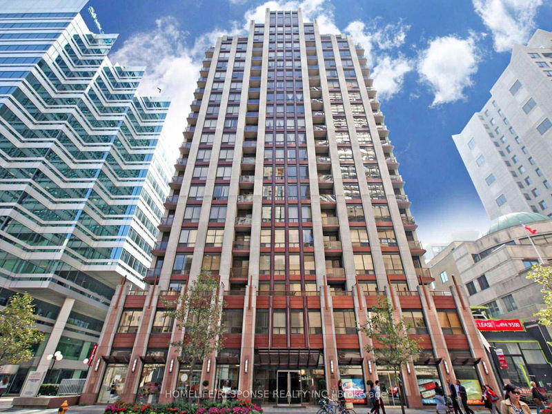 85 BLOOR St E, unit 802 for sale - image #1