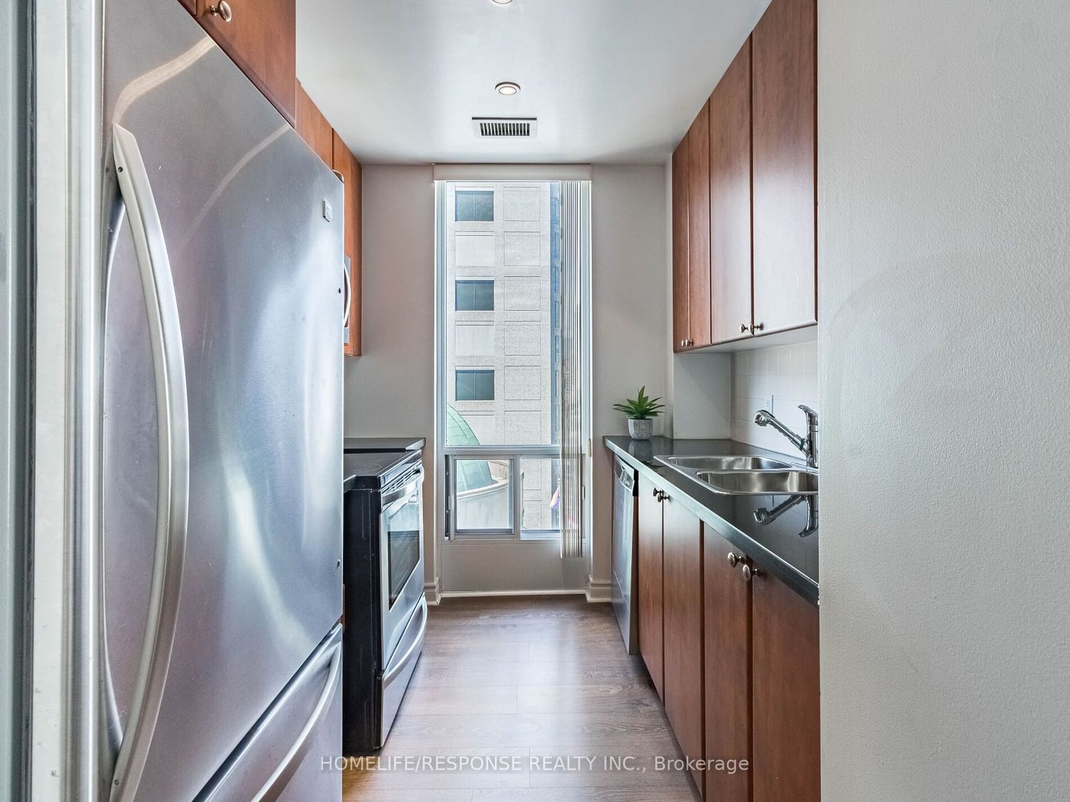 85 BLOOR St E, unit 802 for sale - image #11