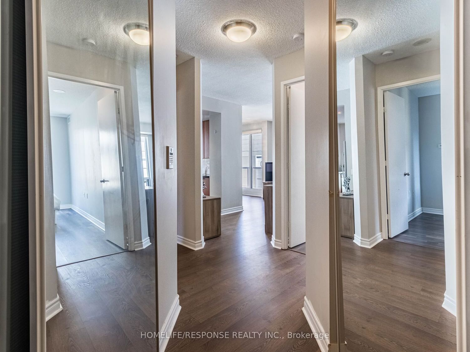 85 BLOOR St E, unit 802 for sale - image #7