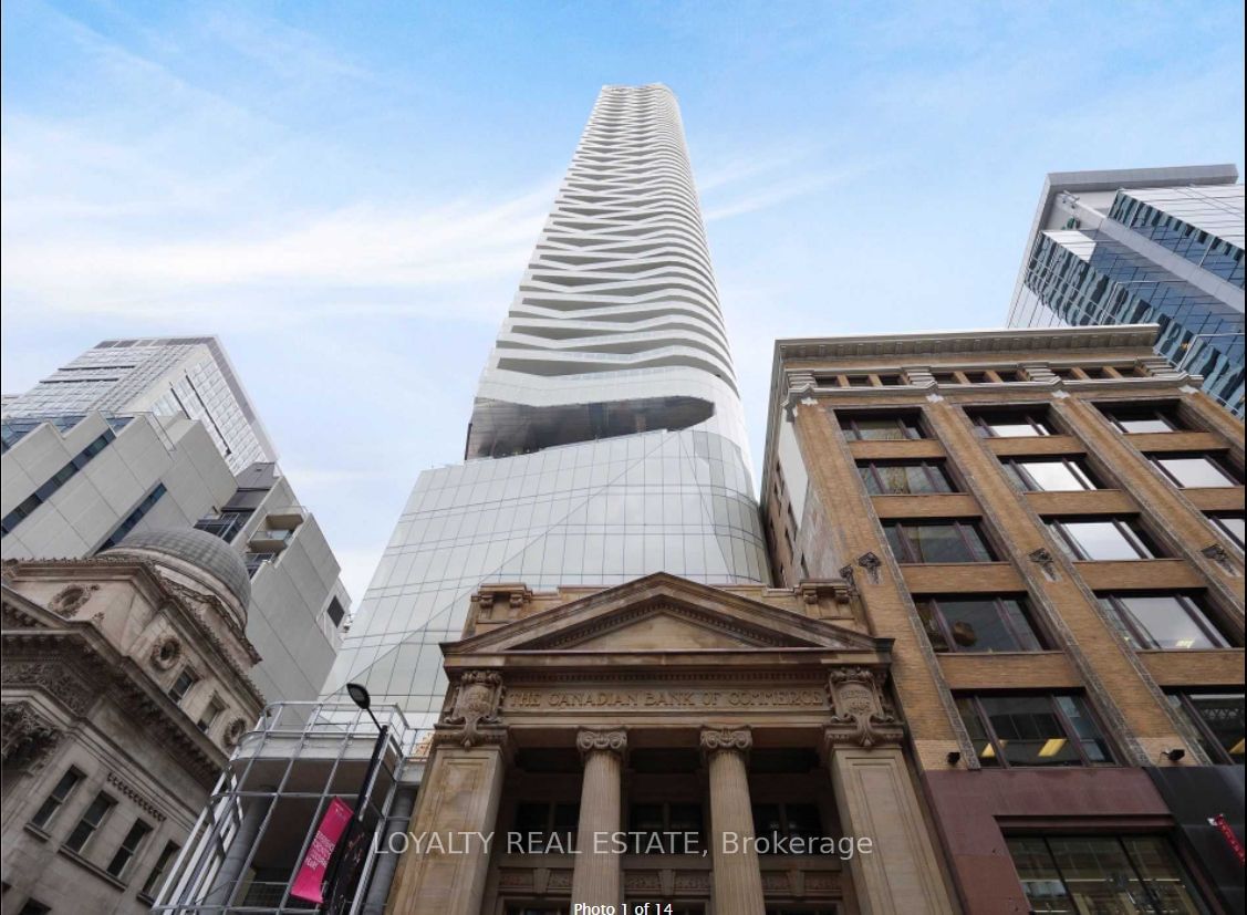 197 Yonge St, unit 1210 for sale