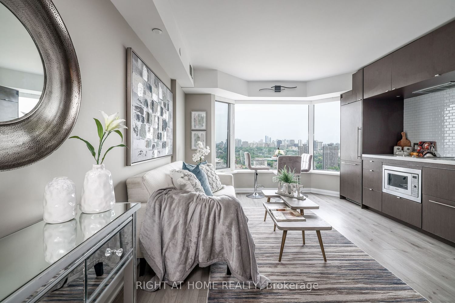 155 Yorkville Ave, unit 2720 for sale - image #7