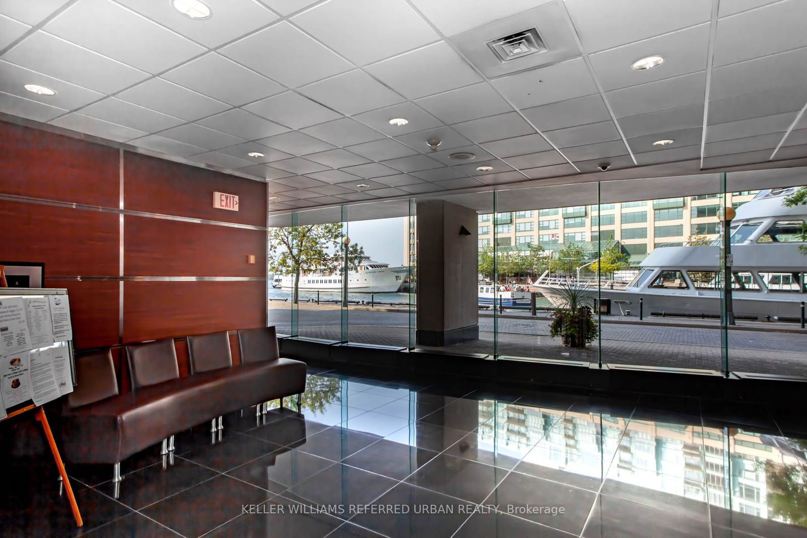 99 Harbour Sq, unit 3303 for sale - image #26