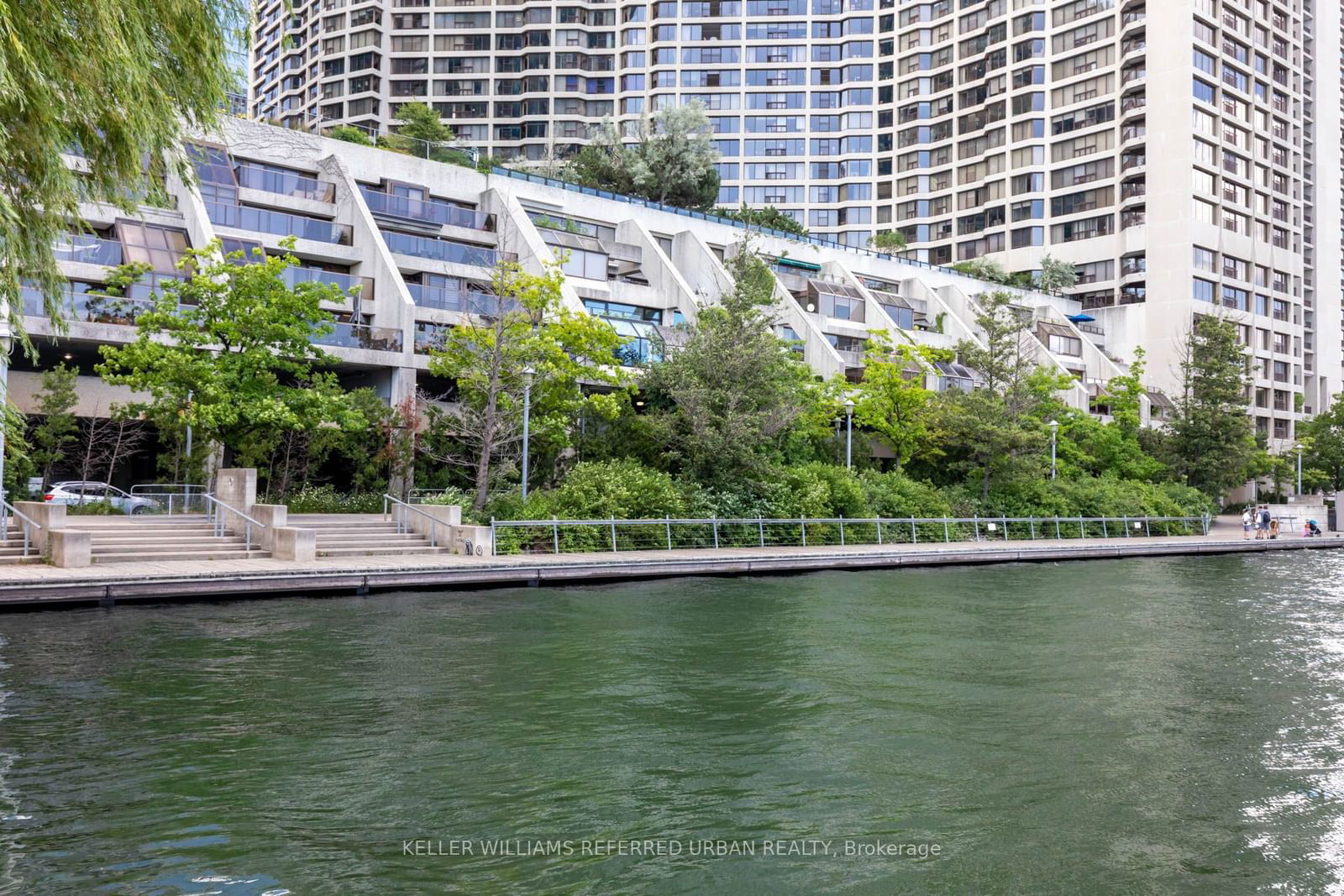 99 Harbour Sq, unit 3303 for sale - image #29