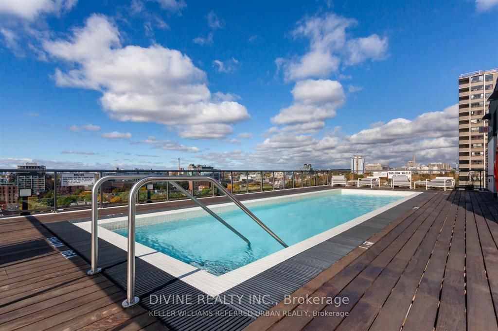 15 Beverley St, unit 803 for sale - image #25