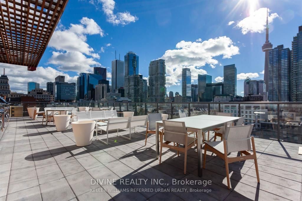 15 Beverley St, unit 803 for sale - image #29