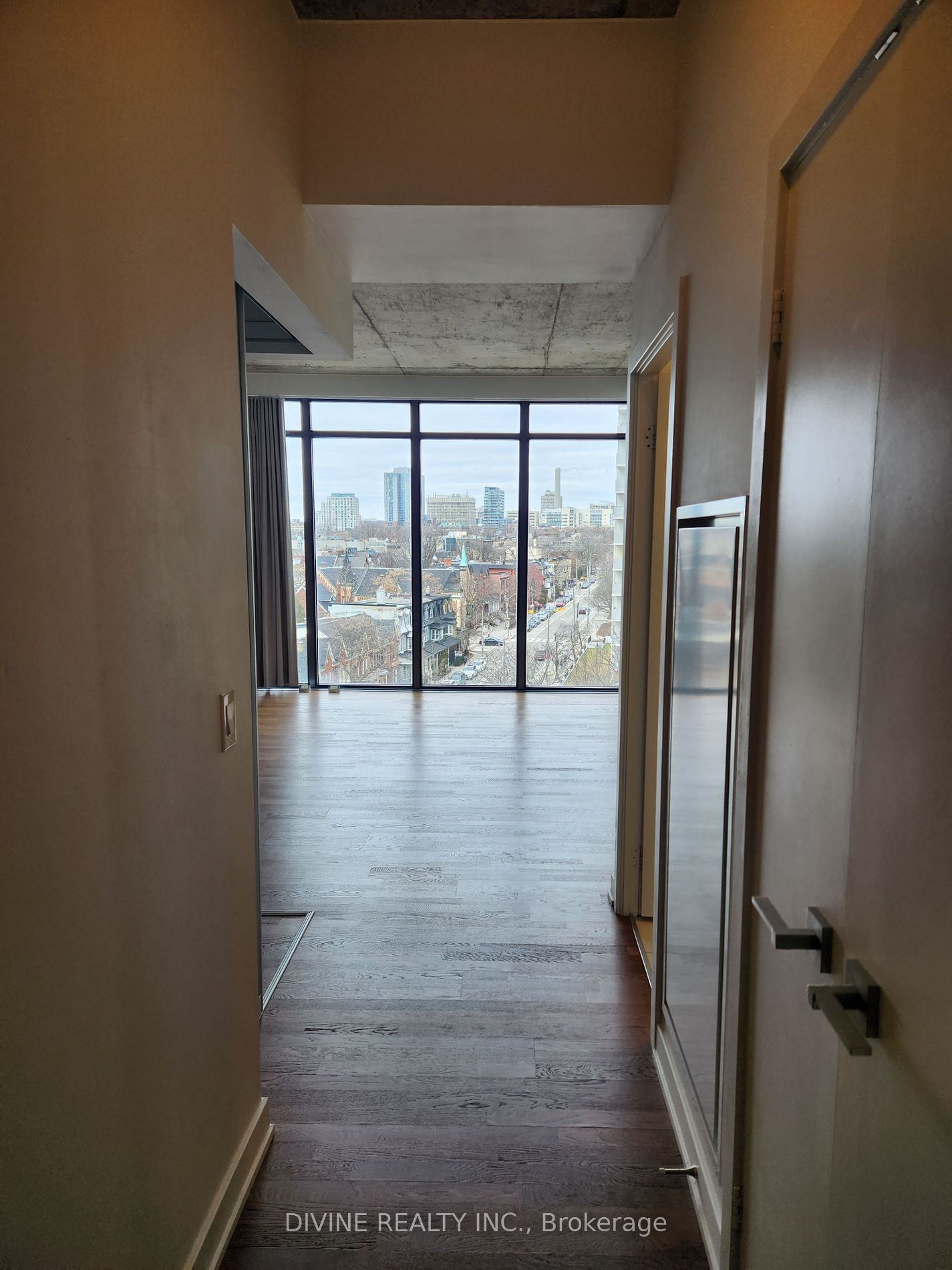 15 Beverley St, unit 803 for sale - image #6