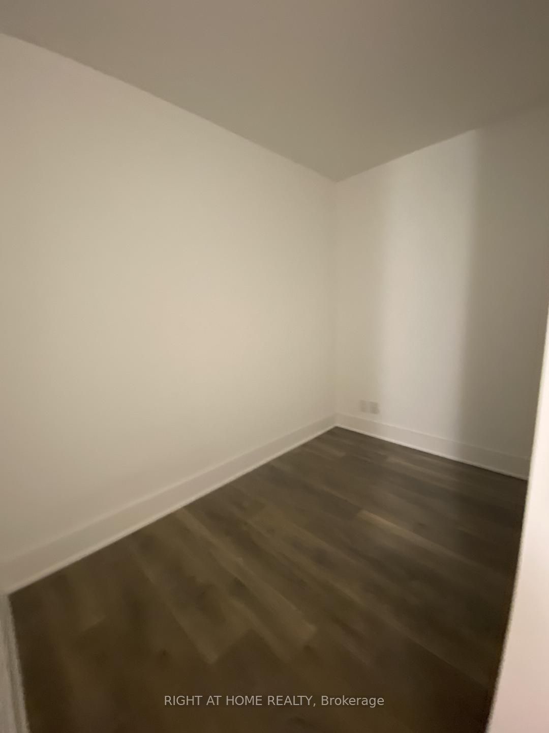 120 Parliament St, unit 504 for rent - image #8