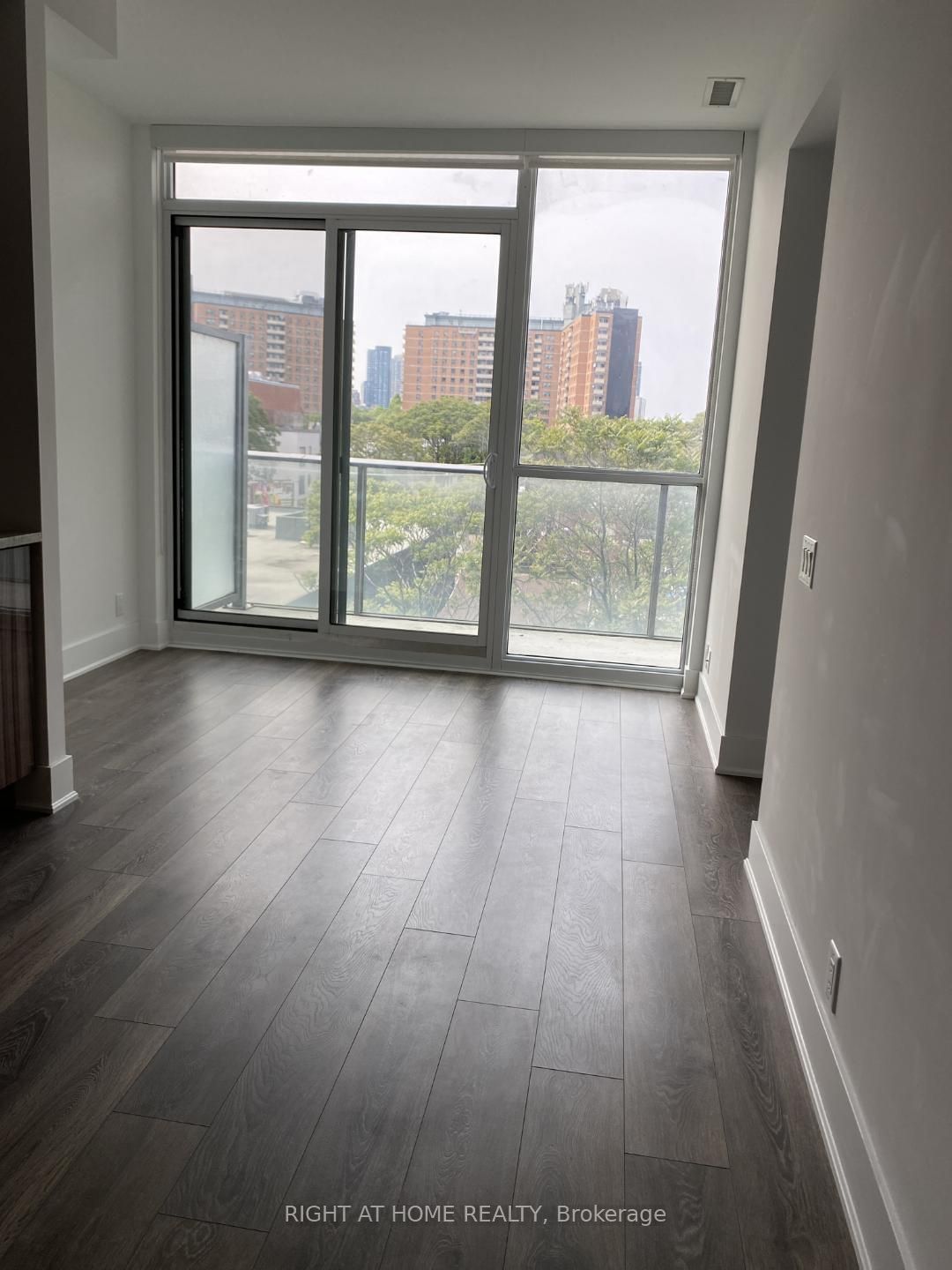 120 Parliament St, unit 504 for rent