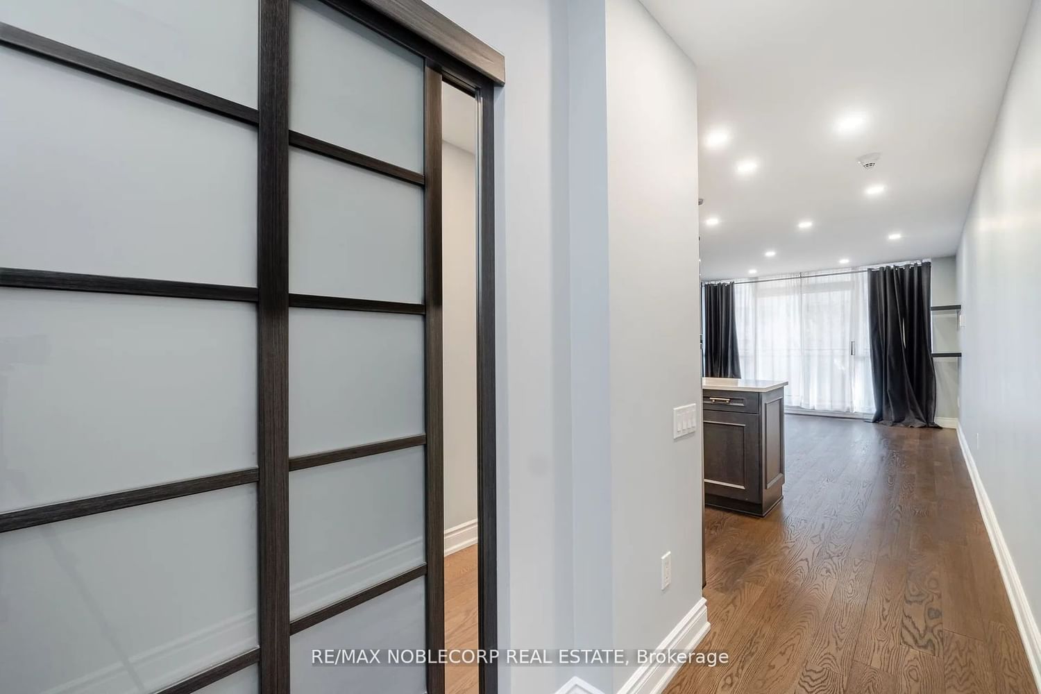 33 Sheppard Ave E, unit 500 for sale - image #11