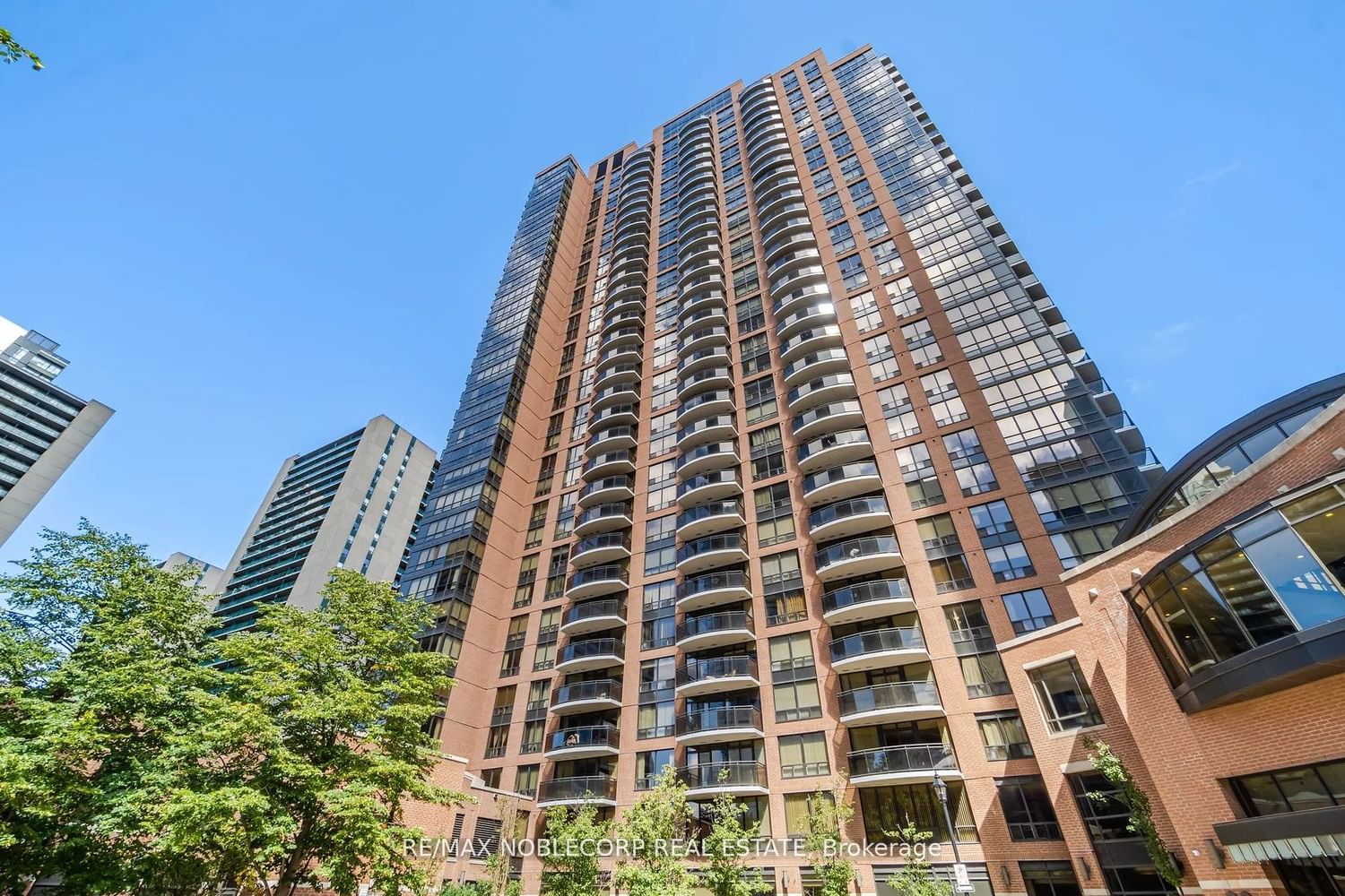 33 Sheppard Ave E, unit 500 for sale - image #2